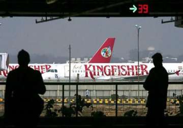 kingfisher aircraft seized in mumbai over non payment of service tax