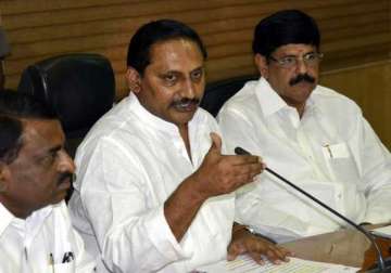 andhra cm kiran reddy challenges centre over telangana bill