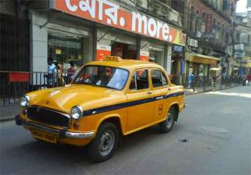 kolkata cabbies may keep off roads on monday