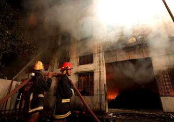 kolkata market fire toll rises to 21