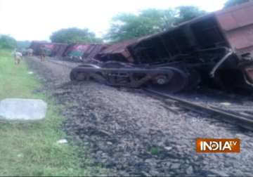 konkan railway route cleared after train derailment in ratnagiri
