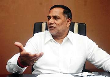kripashankar singh resigns as mumbai congress chief