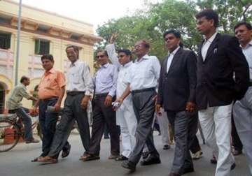 lawyers strike work in mp over murder of advocate
