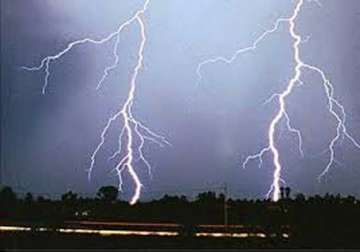 lightning kills six in bengal