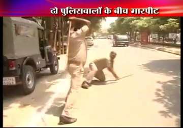 live footage of two pac policemen in lucknow beating each other with lathis both suspended