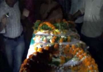 loc five martyred army jawans given state funeral in bihar maharashtra ministers attend