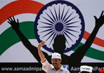 maharashtra alliances to face aap hurdle in ls assembly polls