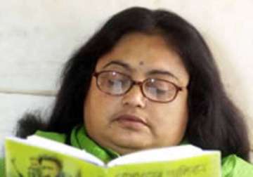 mamata government seeks bringing back of sushmita s remains