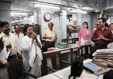mamata didi gives govt staff a 10 day puja holiday