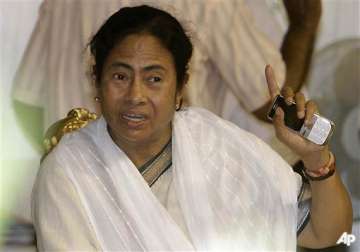 mamata orders probe into phone tapping during lf regime