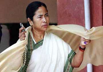 mamata demands complete rollback of petrol price hike