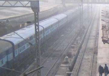 man found dead in delhi train