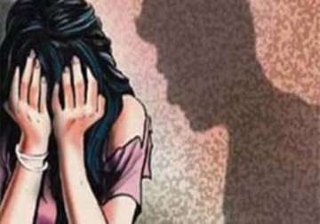 man nabbed for abducting 5 yr old girl