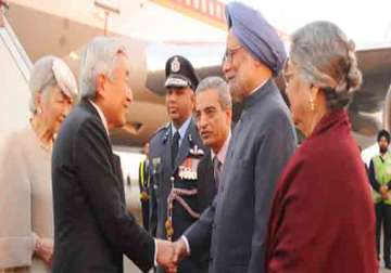 manmohan singh receive japanese emperor empress