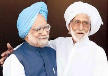 manmohan singh s village in pakistan gets electricity courtesy india