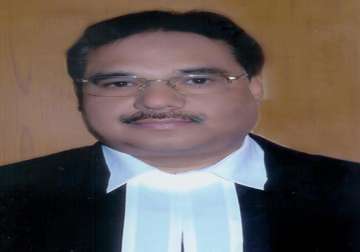 maoist attack sitting high court judge to probe