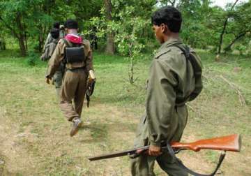 maoists blow up panchayat building in odisha