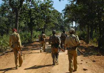 maoists blow up bridge in chhattisgarh