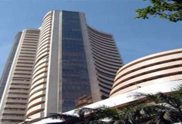 sensex plunges recovers and then falls