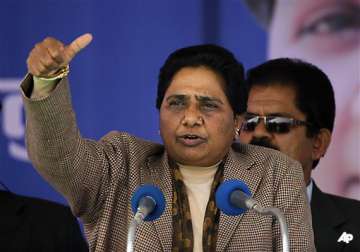 mayawati challenges congress to order judicial probe into batla house encounter