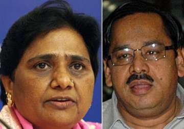 mayawati s powerful minister siddiqui was on home guards rolls as asst coy commander