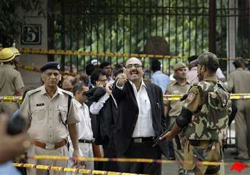 media frenzy at high court complex