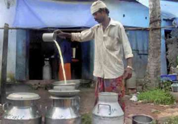 milk production hit in tamil nadu by foot and mouth disease