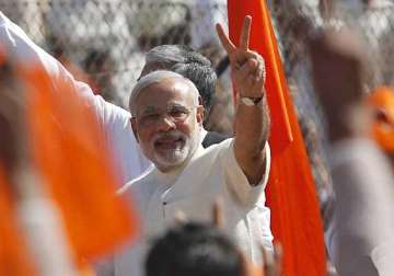 modi cafe in college campuses to woo youths