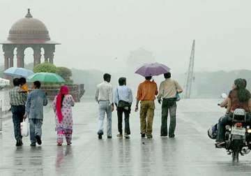 monsoon arrives in delhi
