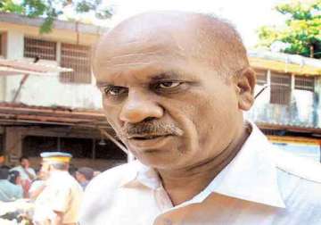 moral cop vasant dhoble shifted to mumbai crime branch