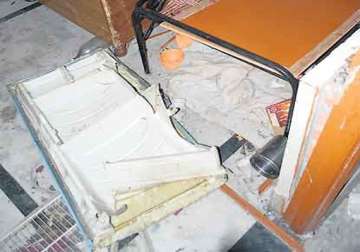 mother daughter killed as fridge compressor explodes in aligarh