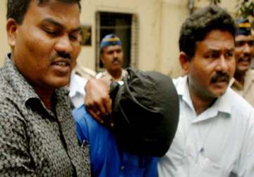mumbai gangrape main accused qasim bangali was a police informer