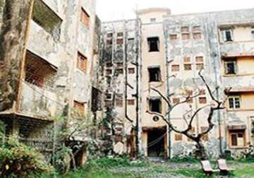 mumbai s ghost buildings serving as hideouts for junkies and gangs