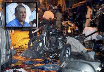 mumbai blasts police still clueless after 17 dead 133 injured
