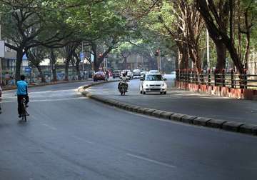mumbai streets empty as people watch wc final
