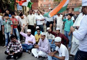 muzaffarpur residents demand death for delhi rape accused