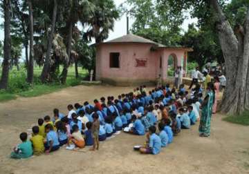 nhrc notice to bihar government on the acute shortage of schools in the state