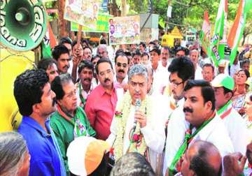 nandan nilekani promises to usher in new style of politics