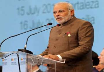 narendra modi first foreign leader to address nepal parliament