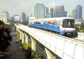navi mumbai metro misses deadline may start ops by 2017