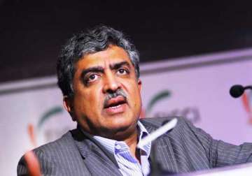 nilekani complains to ec against ananth kumar