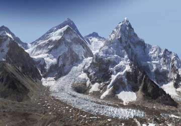 nine more climbers from north east scale mt everest