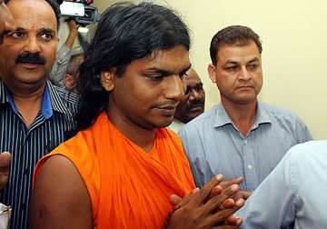 nithyananda files criminal complaint against sun tv coo