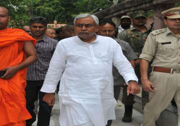 nitish kumar set to axe more than 500 corrupt officials in bihar