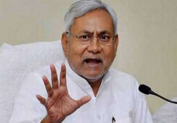 nitish holds satyagraha calls special status a prestige issue