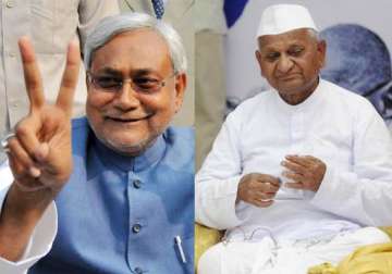 nitish acknowledges anna s gestures with all humility