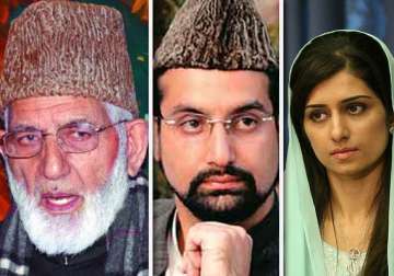 no solution in haste on kashmir acceptable geelani tells hina