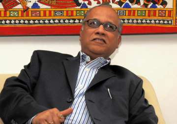 not projecting me as cm candidate cost cong dear in goa says kamat