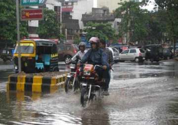 odisha rain government alerts districts