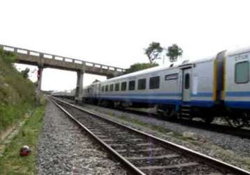 onboard shopping in shatabdi exp soon